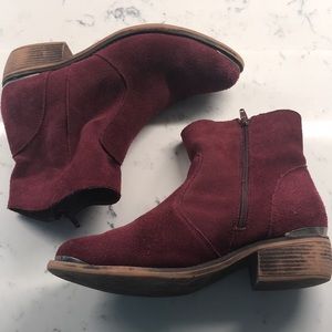 Purple suede booties